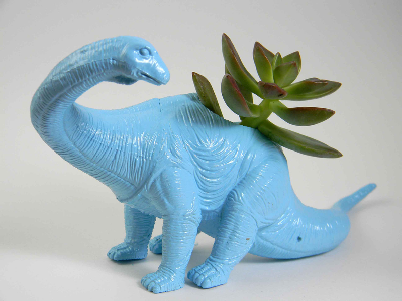 Illustration for article titled The Ten Most Bizarre Theories About Why the Dinosaurs Went Extinct